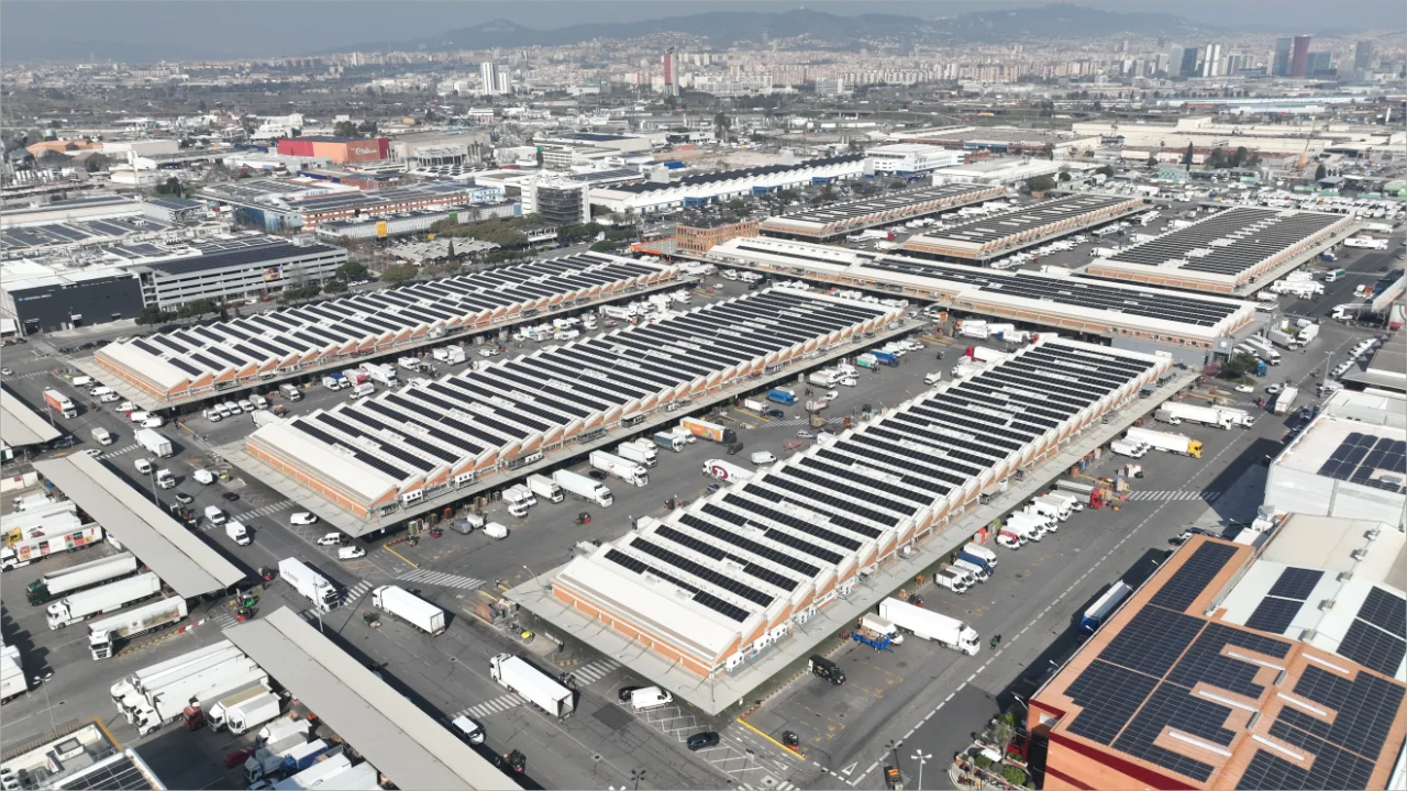 Las 7 naves del Mercado Central de Frutas y Hortalizas de Mercabarna